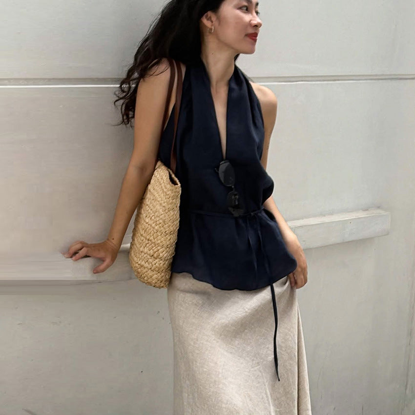 Stylish And Minimalist Sleeveless Top For Women